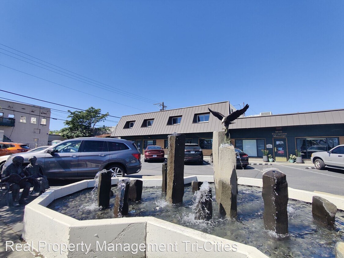 Primary Photo - 3 br, 2 bath House - 15 1/2 N Cascade st