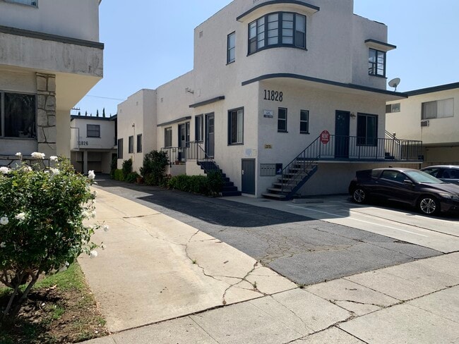 Street View - 11826 Venice Blvd