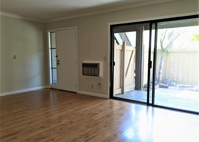 Building Photo - 39139 Argonaut Way