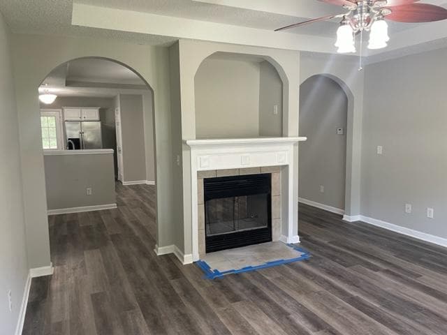 Building Photo - 303 Spring Creek Dr