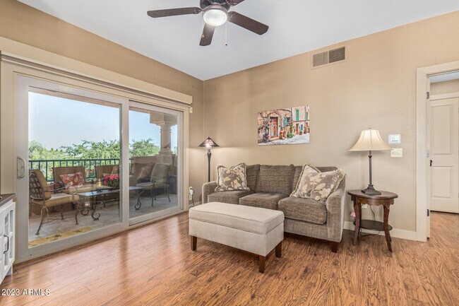 Building Photo - 14950 W Mountain View Blvd