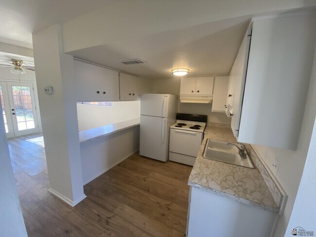 Foto del edificio - 2855 S 1st Ave