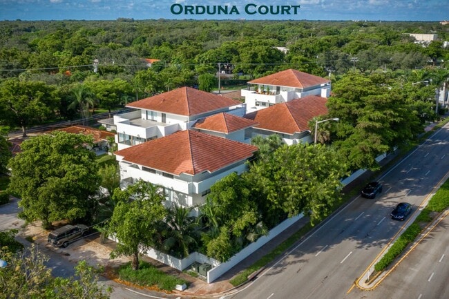 Photo - Orduna Court Apartments