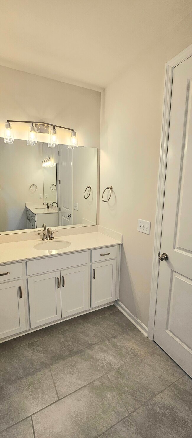 Foto del edificio - 904 Kinsey Aly