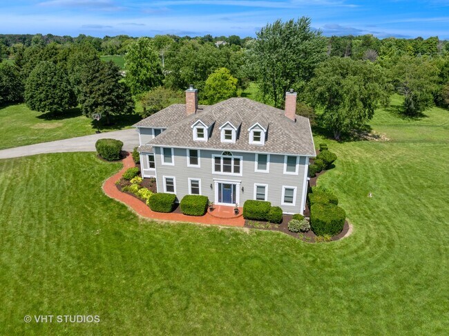 Building Photo - 17546 Bridle Trail Rd