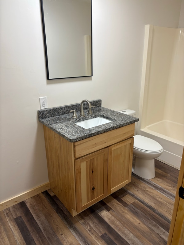 Building Photo - 405 Short St