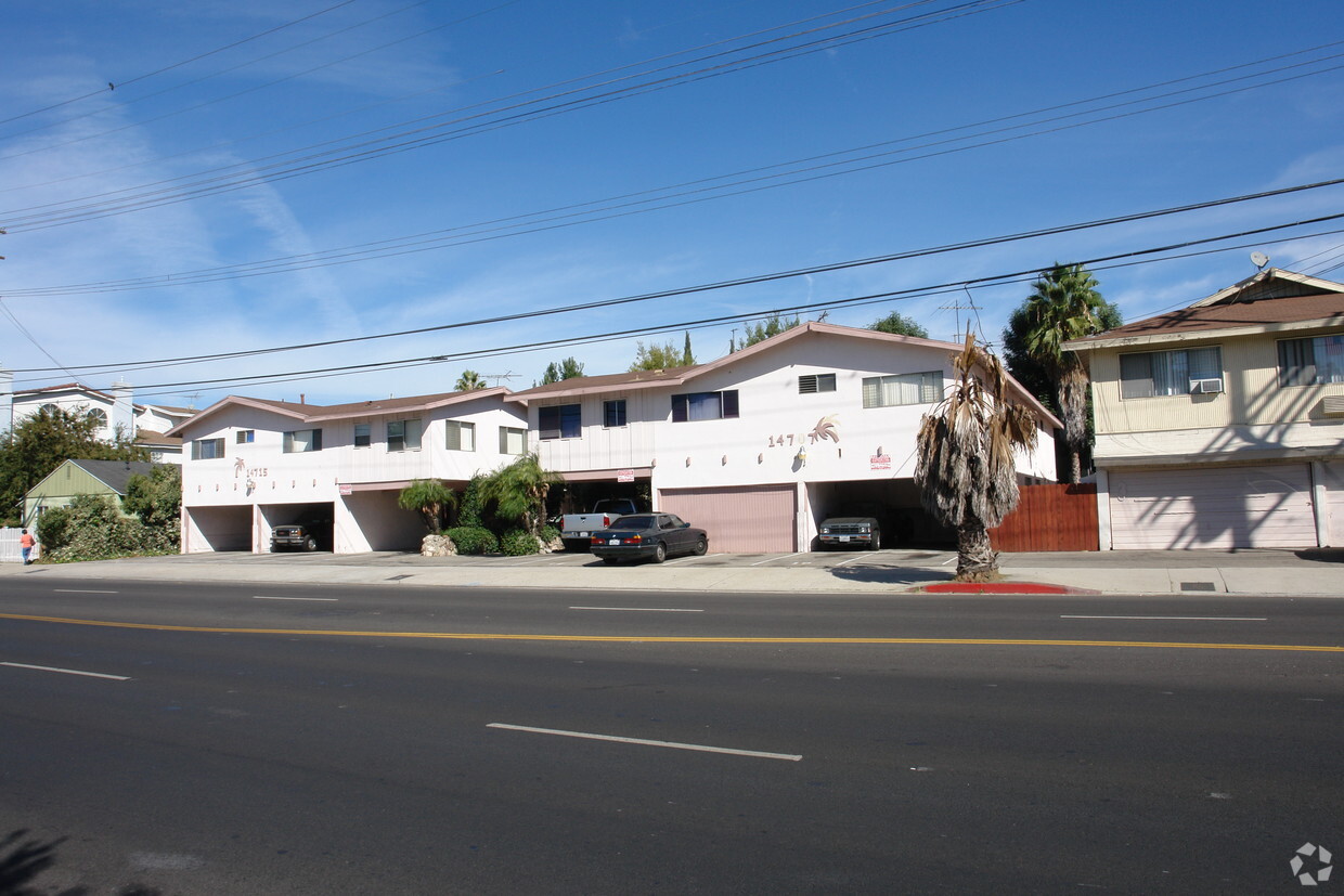 Building Photo - 14707 Magnolia Blvd