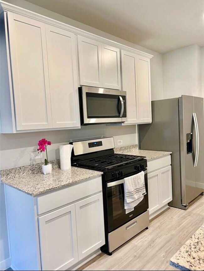 Foto del edificio - 812 Westpointe Dr