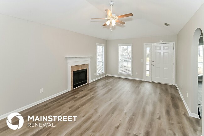 Foto del edificio - 140 Mayfair Ln