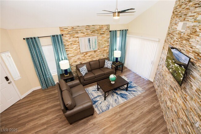 Foto del edificio - 5125 W Reno Ave