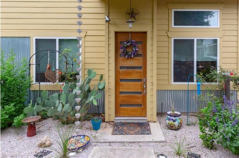 Primary Photo - 1160 Alamo St