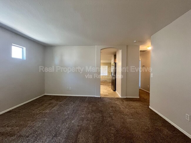 Building Photo - 14751 W Redfield Rd