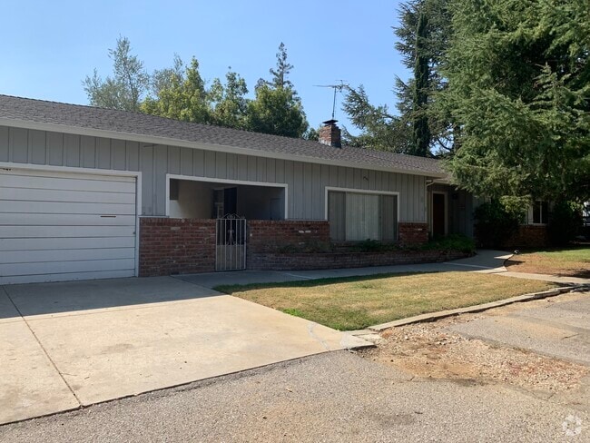 Building Photo - 1160 Portland Ave