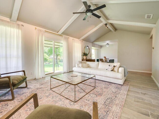 Foto del edificio - 12505 Brandywine Ct