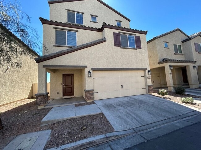 Building Photo - 4325 Harristown Dr