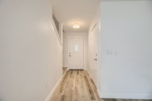 Foto del edificio - 1721 Poppy Seed Ln