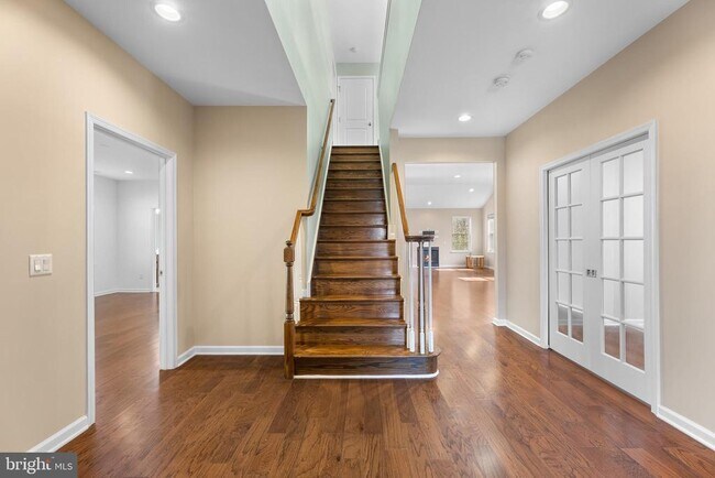 Building Photo - 118 Samjan Cir