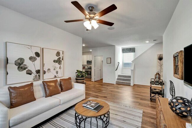 Foto del edificio - 10215 Alpine Lake Ln