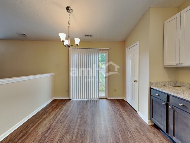 Building Photo - 10711 Caval Cade Ct