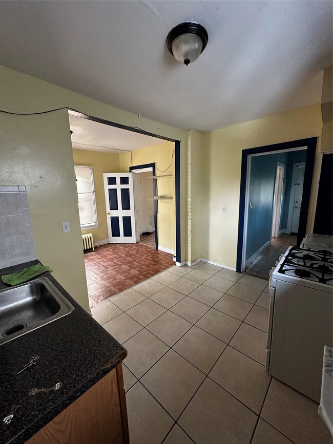 Building Photo - 59 Armett St