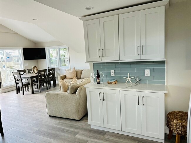 Building Photo - 49 Northern Blvd