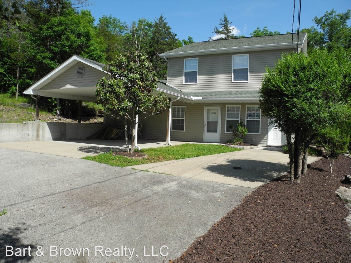 Primary Photo - 5 br, 3 bath House - 170 Alexander Ave