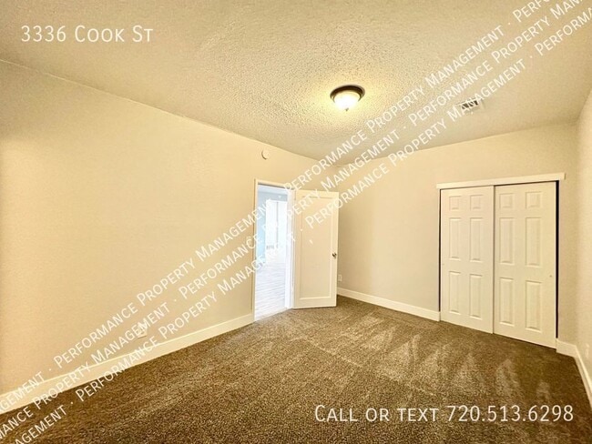 Building Photo - Spacious Lower Level Duplex in Clayton Nei...