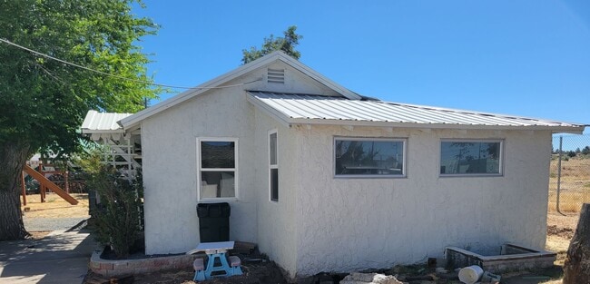 Building Photo - 1 bedroom 1 bath