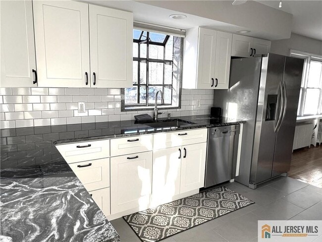 Building Photo - 11 Plainsboro Rd