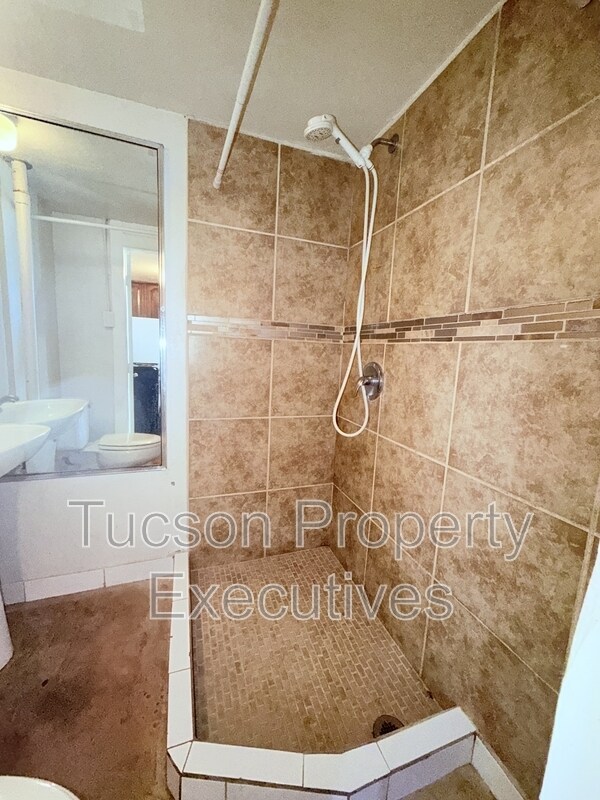 Foto del edificio - 132 E Jacinto St