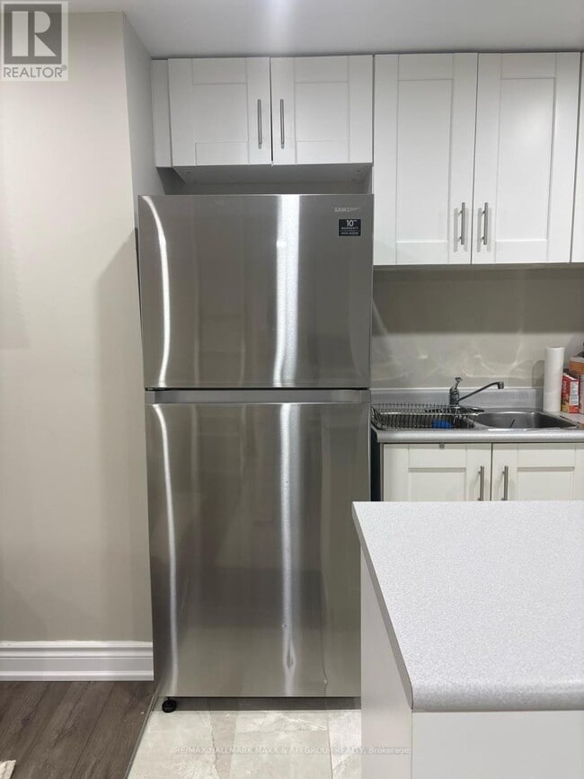 Building Photo - 661 McGregor Farm Trail