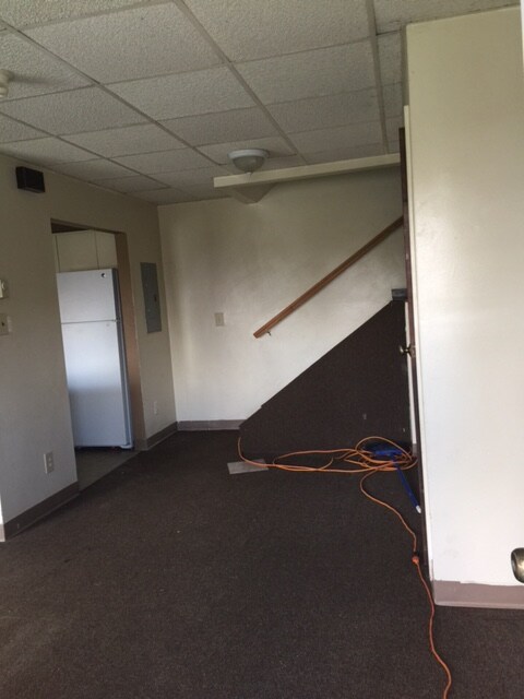 Building Photo - 439 Granite Rd