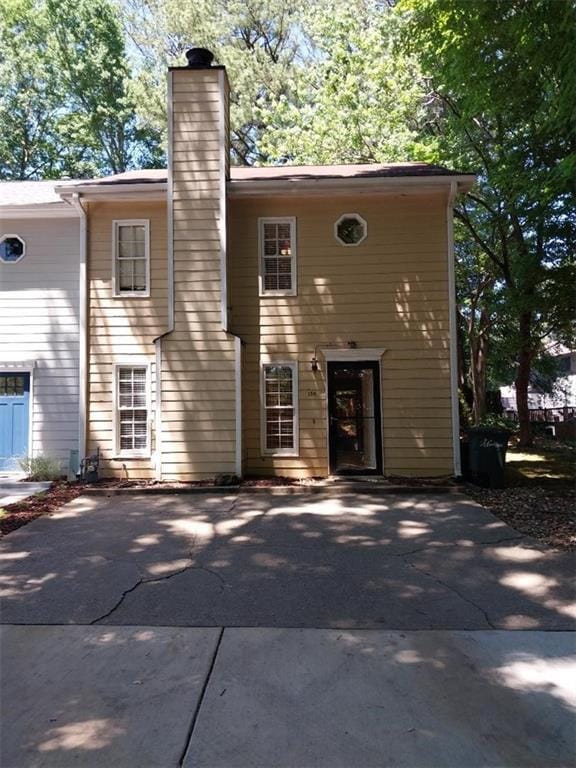 Building Photo - 150 Powers Ferry Manor SE