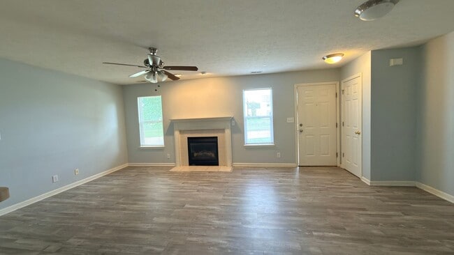 Building Photo - 3221 Kildaire Dr
