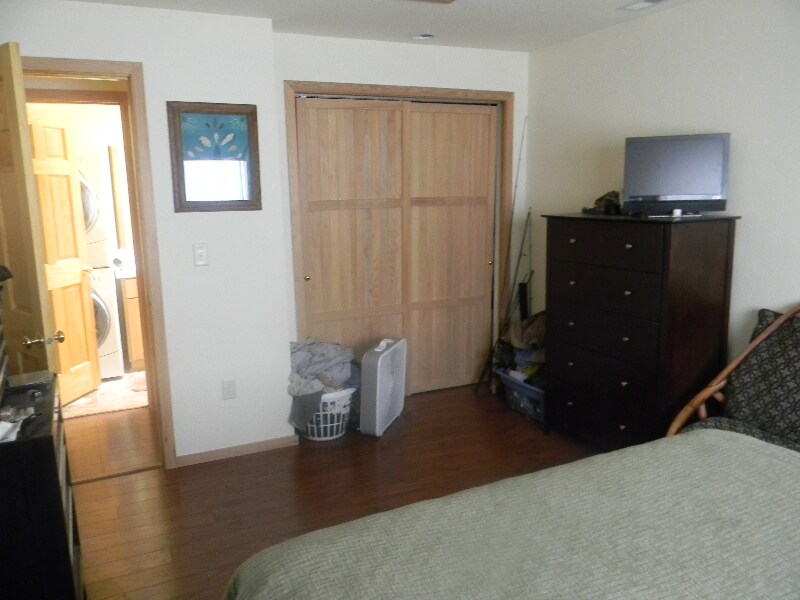 Building Photo - 120 Elkay Dr
