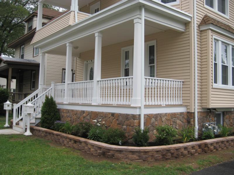 Primary Photo - 54 Baker Ave