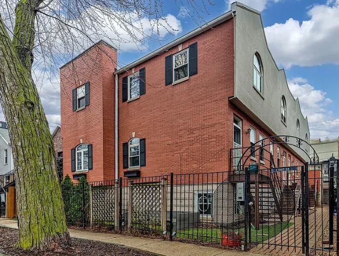 Primary Photo - 1733 W Crystal St
