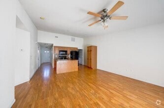 Building Photo - 609 Grainfield St