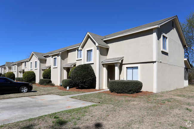 Primary Photo - Hampton Townhomes