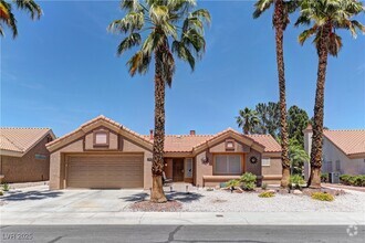Building Photo - 8912 Signal Terrace Dr