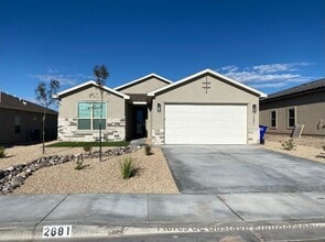 Building Photo - 2681 Silver Hawk Ave