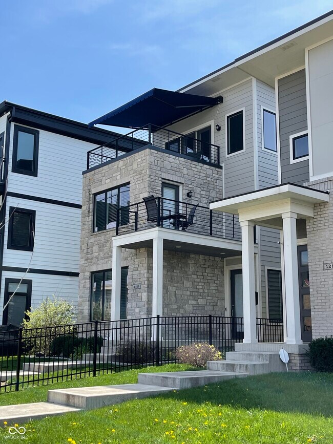 Building Photo - 1219 Spann Ave