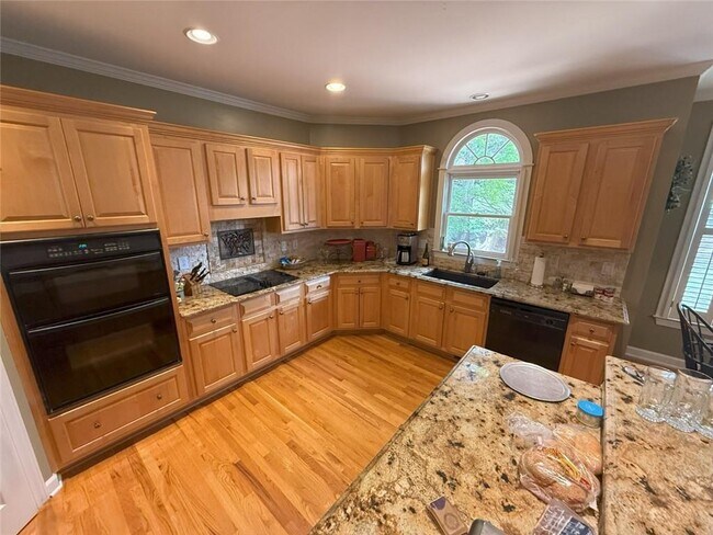 Building Photo - 5230 Fieldwood Dr