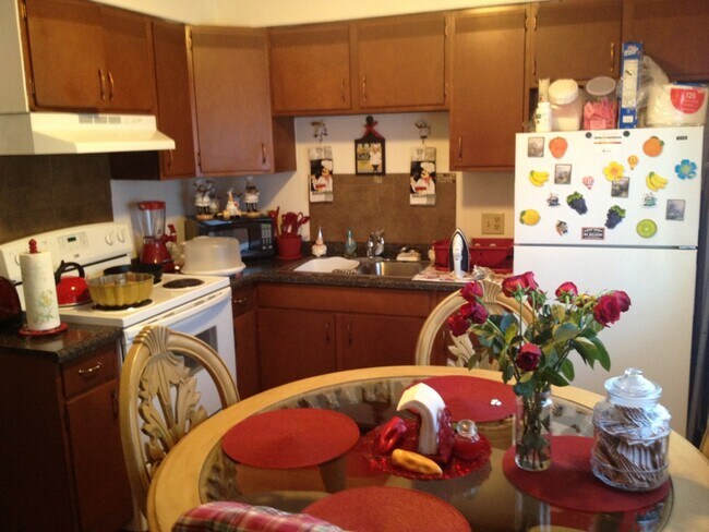 Foto del edificio - 3104 Hascall St