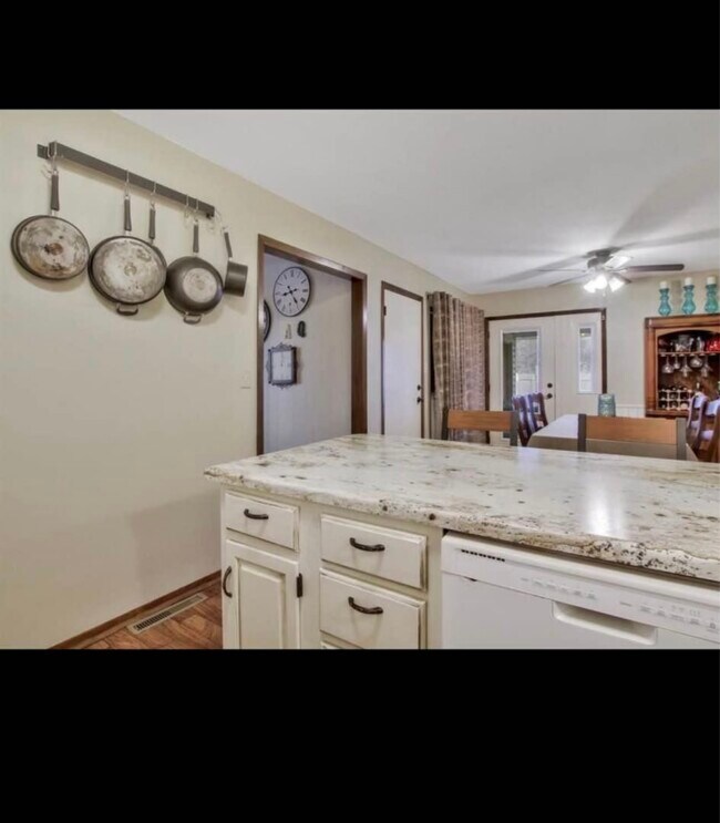 Foto del edificio - 702 S Taylor St