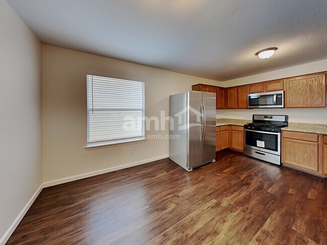 Foto del edificio - 22115 Guston Hall Ln