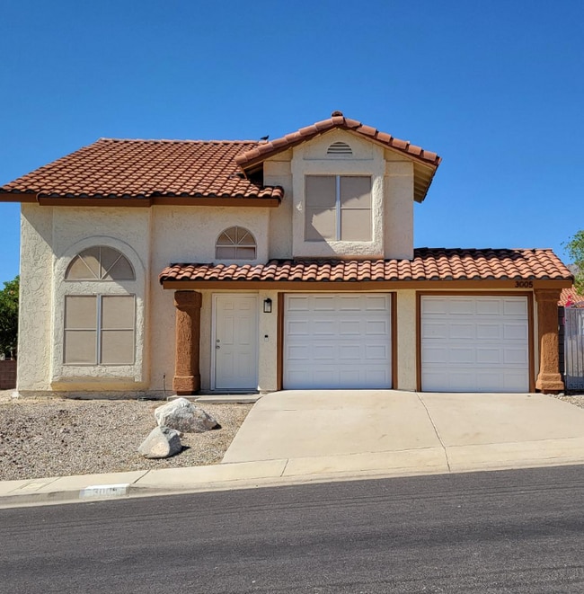 Building Photo - 3005 Palo Verde Dr