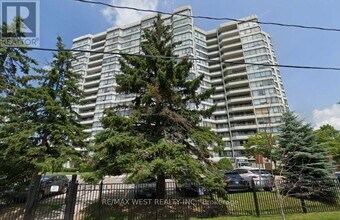 Building Photo - 1121 Steeles Ave W
