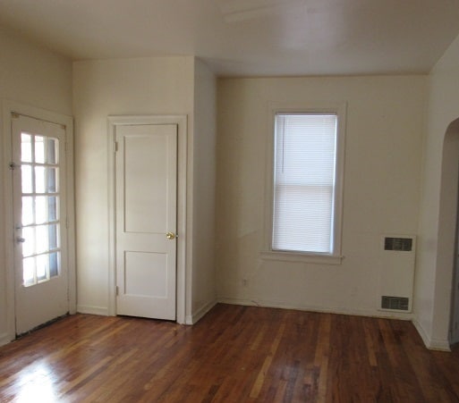 Building Photo - 2555 S 9th St
