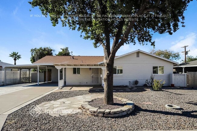Building Photo - 2133 W Palmaire Ave
